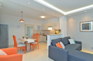 TV - Holiday apartment with air conditioning (Pula)