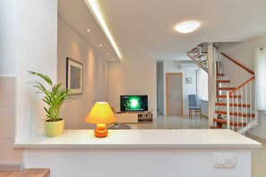Interior - Holiday apartment with air conditioning (Pula)