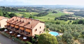 Aerial view - Holiday-Home with pool in San Gimignano (San Gimignano)