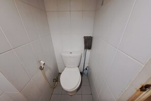 ห้องดีลักซ์ดับเบิล | ห้องน้ำ | ฝักบัว, ผ้าเช็ดตัว, สบู่
