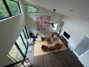 Smart TV, books, printers - 4TreesVA: Old Rag Mountain Retreat (Etlan)