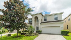 Exterior - Relaxing 6 Bed Pool Home with Game Room-7718TB (Kissimmee)