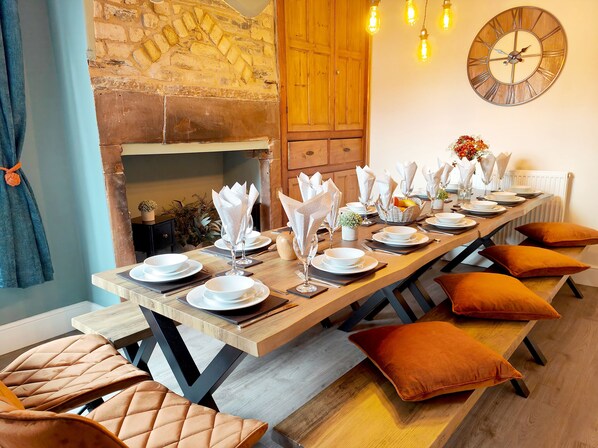 Cottage | Dining - Cranford House (Keswick)