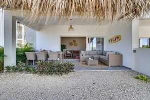 Terrace/patio - Belnem Breeze Kas Julia with Communal Pool (Kralendijk)