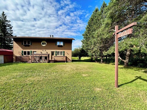 Cabin in the Woods ~ Ensuite Sauna ~ Powderhorn
