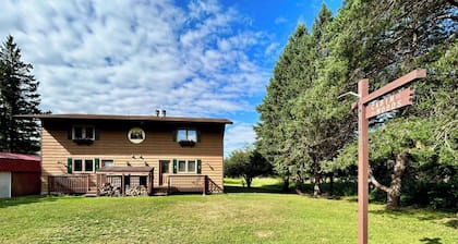 Cabin in the Woods ~ Ensuite Sauna ~ Powderhorn