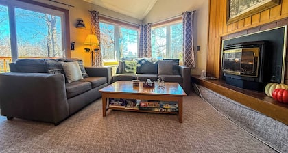 Liftside Loft - SI/SO Condo @ Jackson Creek!