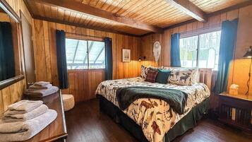 5 Schlafzimmer, Bügeleisen/Bügelbrett, Reisekinderbett, WLAN