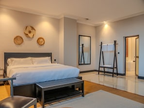 Deluxe Double or Twin Room, 2 Single Beds, Non Smoking, Bathtub