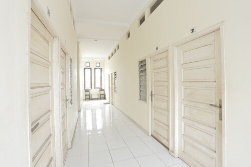 Hotel O Guest House Sae Madani