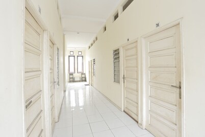 Hotel O Guest House Sae Madani