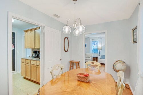 Classic little beach cottage on the mid-south end of St Simons Island.