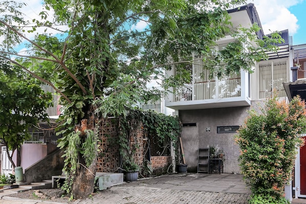 Front of property - OYO 93370 Lot Thirty Six (Bekasi)