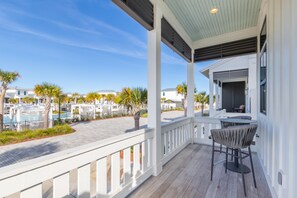 Outdoor dining - BVR 69 - Just a Little More by Liquid Life (Orange Beach)