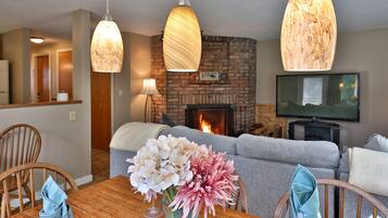 Kondominium, 1 kamar tidur | Tempat makan