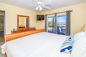 Room - South Shore Sea Esta - 5 BR Second Row Home - Pool & Kiddie Pool (Surf City)