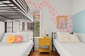 4 Schlafzimmer, Bügeleisen/Bügelbrett, WLAN, Bettwäsche