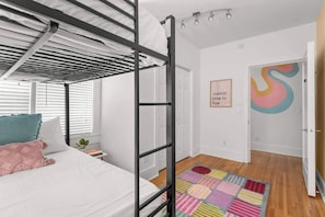 4 chambres, fer et planche Ă repasser, Wi-Fi, draps fournis