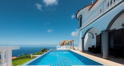 Villa Blue Sea Tower plus Guest Villa. Large Private Heated Pool. Table Tennis