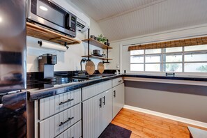 Apartment (0 Bedroom) | Interior - St Augustine Studio: Patio, Swing + 3 Mi to Beach (St. Augustine)