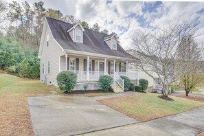 House (3 Bedrooms) | Front of property