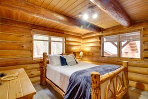 House (2 Bedrooms) | 2 bedrooms, bed sheets