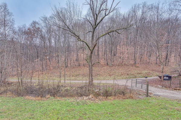 House (3 Bedrooms) | Interior - Pet-friendly Home ~ 10 Mi to Hocking Hills! (Laurelville)