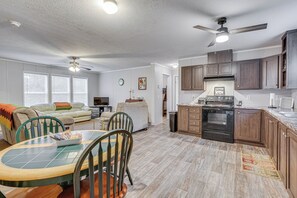 House (3 Bedrooms) | Interior - Pet-friendly Home ~ 10 Mi to Hocking Hills! (Laurelville)