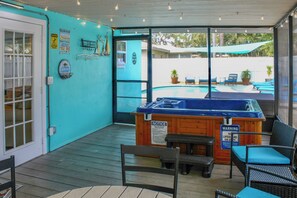 Interior - Largo Family Oasis: Private Pool & Hot Tub! (Largo)