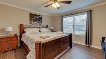 House (3 Bedrooms) | Interior