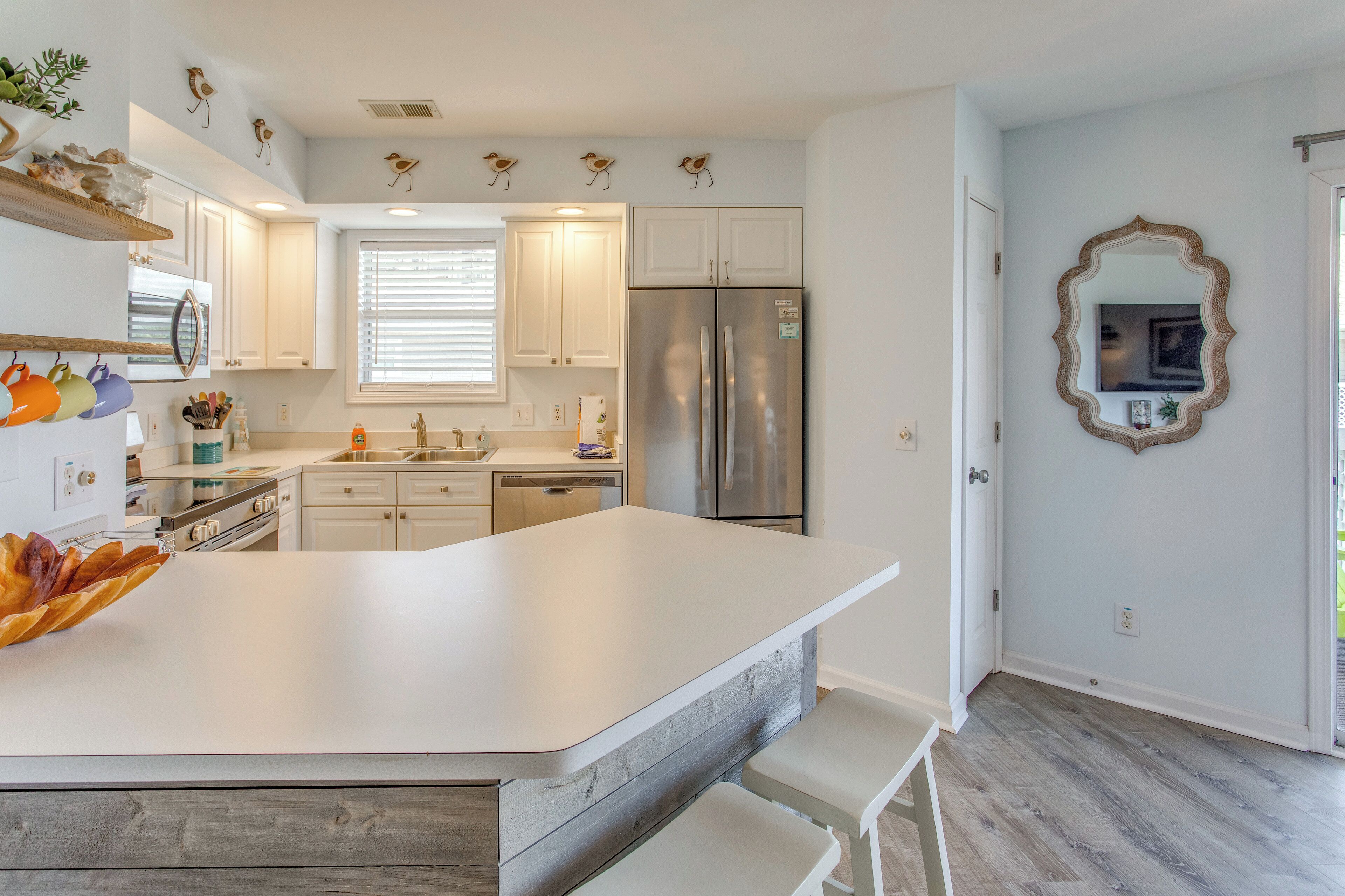 المنشأة من الداخل