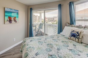 Apartment (2 Bedrooms) | Interior - NMB Condo: Walk to the Beach or Use the Pool! (North Myrtle Beach)