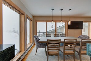 Dining - The Great Scott Lodge (Snowbird)
