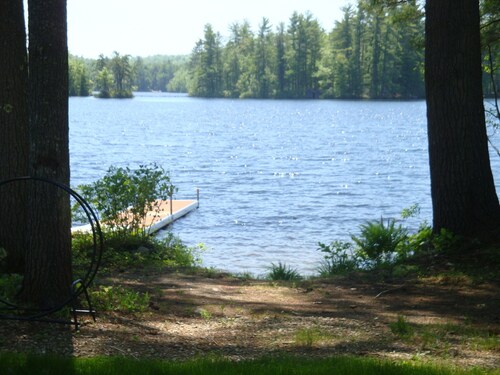 Charming cottage with stunning views and 180' of waterfront on Little Sebago.
