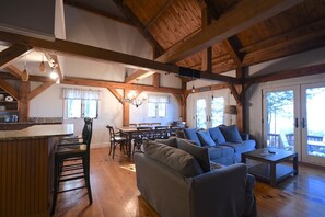 TV, fireplace, DVD player, stereo