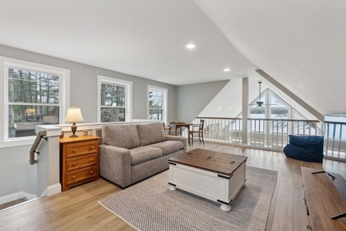 Luxury Waterfront Escape on Brandy Pond with Private Sandy Beach