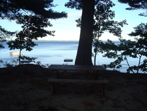 تناول الطعام بالخارج