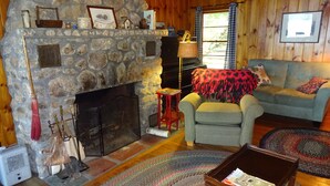 TV, fireplace, DVD player, books - Pinewood Cabin – Cozy Maine Lakefront with Dock, Canoe & Rowboat (Naples)