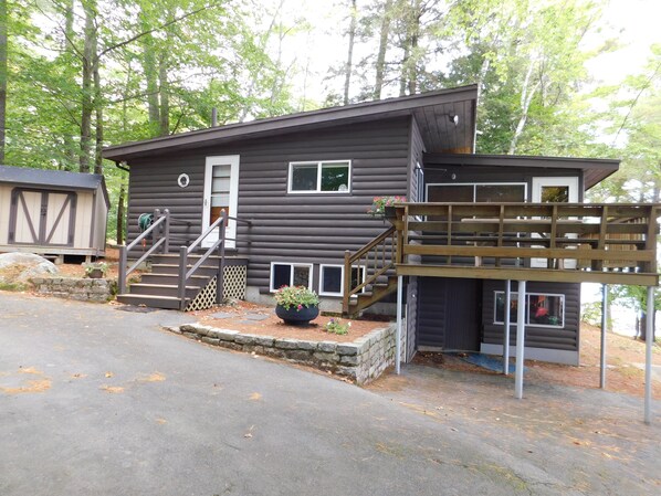 Exterior - Cozy cottage on Sebago Lake with amazing views and excellent swimming! (Raymond)