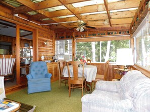 Smart TV, DVD player, stereo