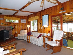 Smart TV, DVD player, stereo