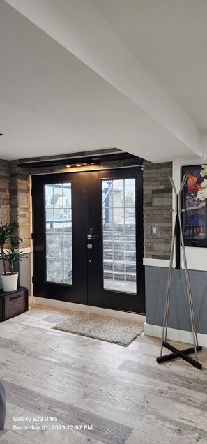 Interior - Staycation Oasis! A unique Experience!
Heated salt water pool closing 11/01 (Easton)