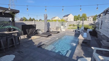 Piscine extérieure, piscine chauffée