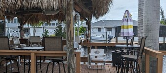 Tarpon @ 2 Fish Inn with Pool and Dockage on Pine Island