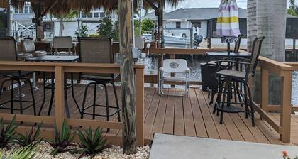 Tarpon @ 2 Fish Inn with Pool and Dockage on Pine Island