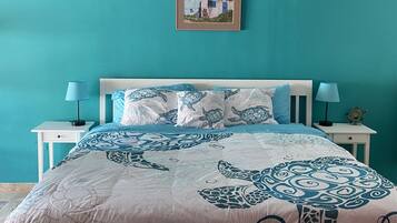 Iron/ironing board, free WiFi, bed sheets