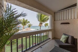 Property grounds - Perfect Beachfront Retreat for Couples: Steps to the Sand
(Playa del Carmen)