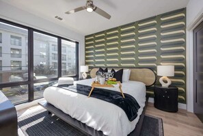 2 bedrooms, iron/ironing board, free WiFi, bed sheets