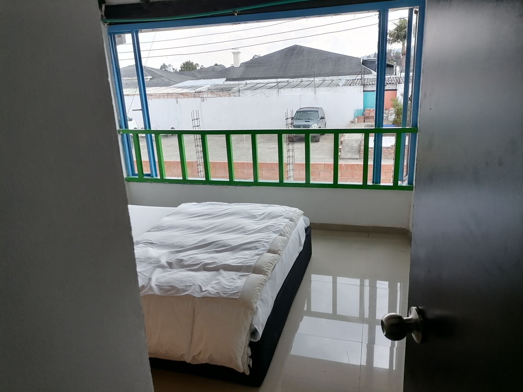 4 soverom, strykejern/-brett, wi-fi og sengetøy