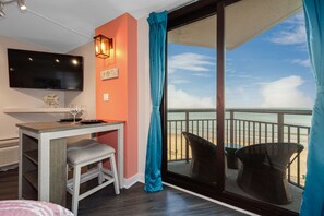 Interior - 2 BALCONIES/DIRECT OCEANFRONT/PET FRIENDLY/CORNER UNIT/ BEST VIEW/GREAT RESORT (Myrtle Beach)